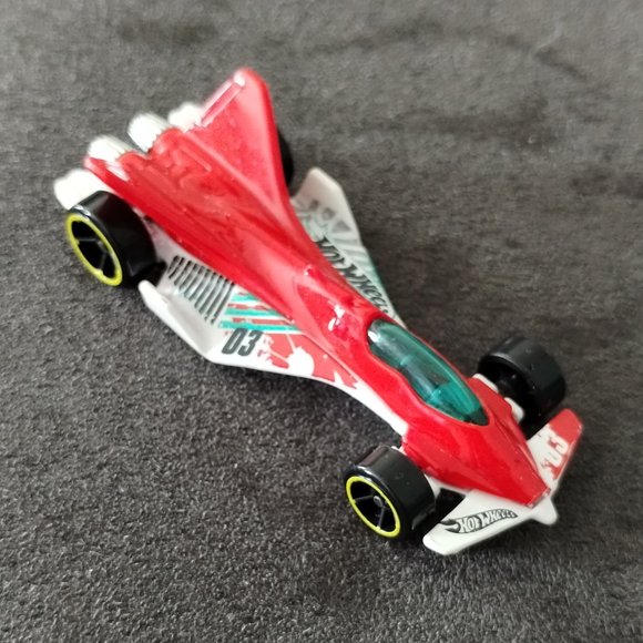 2012 Hot Wheels Cloud Cutter Mattel - Picture 3 of 8